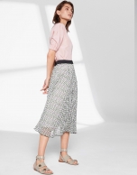 Pastel checked, long pleated skirt