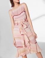 Vestido midi volante rosa