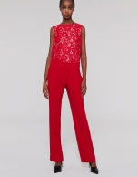 Red straight pants with rib in front