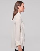 Ivory shirt with Mao collar and slit