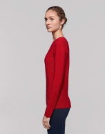 Red poppy wool sweater with raglan sleeves