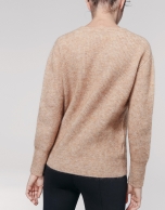 Hazel sweater with round neck