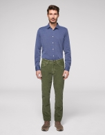 Khaki corduroy pants with five pockets