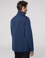 Parka técnica azul marino