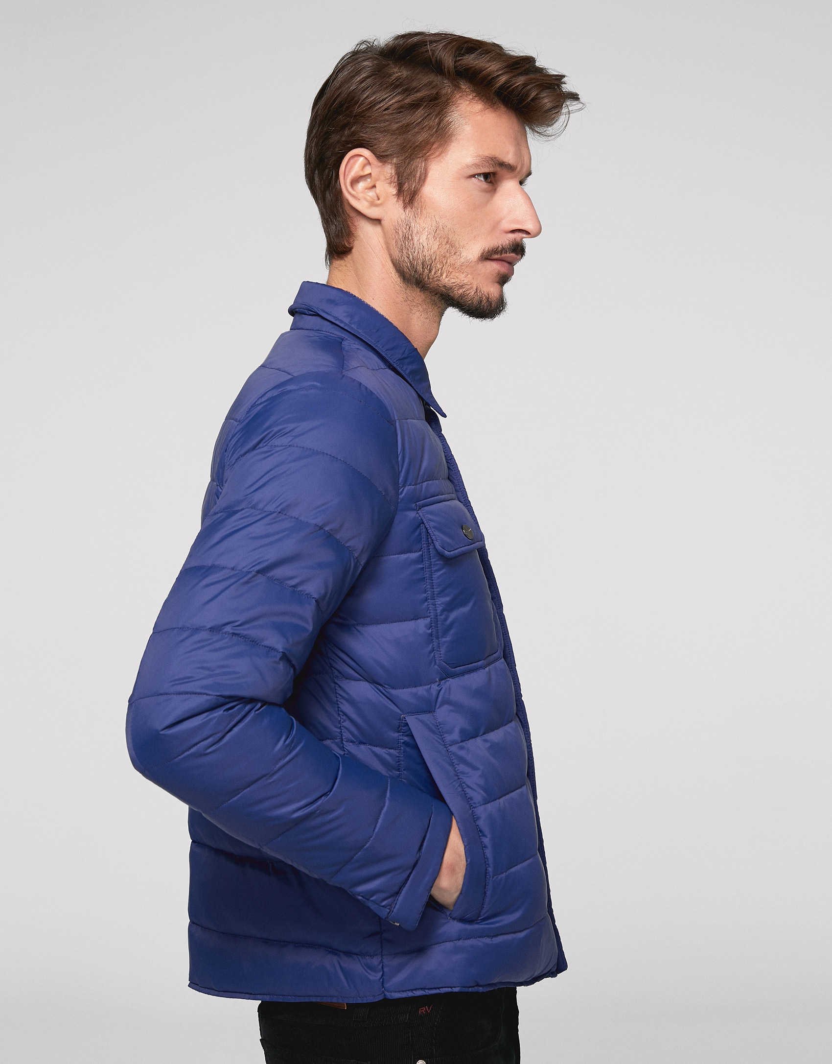 Deep blue, quilted short windbreaker