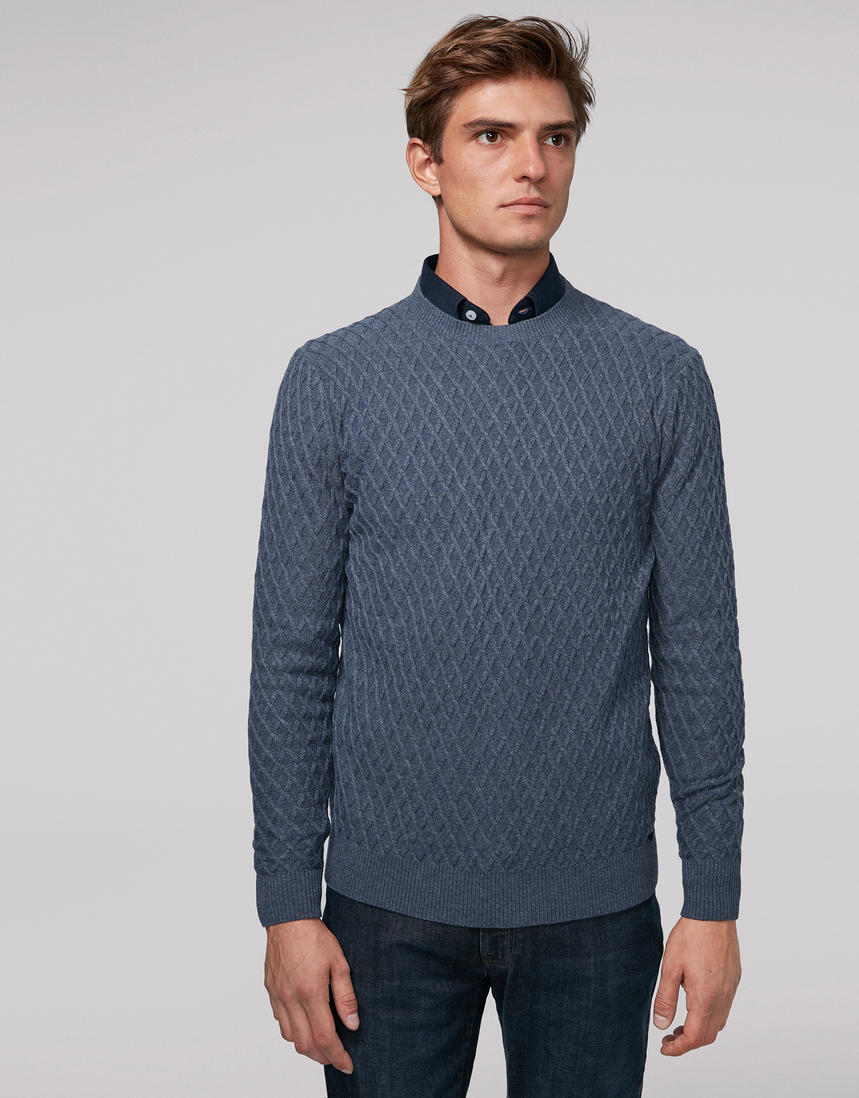 Blue melange wool sweater with design