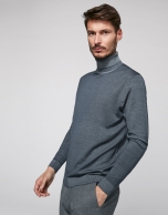 Gray turtle neck sweater