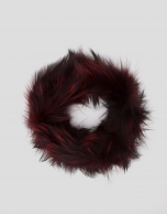 Burgundy fur tubular scarf with feathers