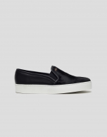 Slip-on potro negro