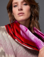 Print silk scarf by Lulú