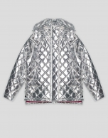 Short metalized gray windbreaker