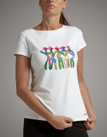 Camiseta blanca con estampado bailarinas