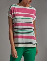 Short-sleeved top with stripes in front