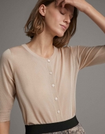 Beige fine knit jacket with elbow-length sleeves