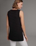 Black sleeveless sweater 