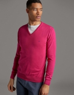 Jersey cuello pico rosa oscuro