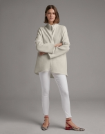 Short white trench coat