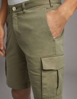 Cargo bermudas