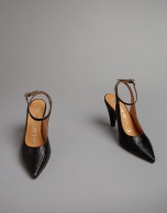 Black embossed snakeskin leather shoes with heels