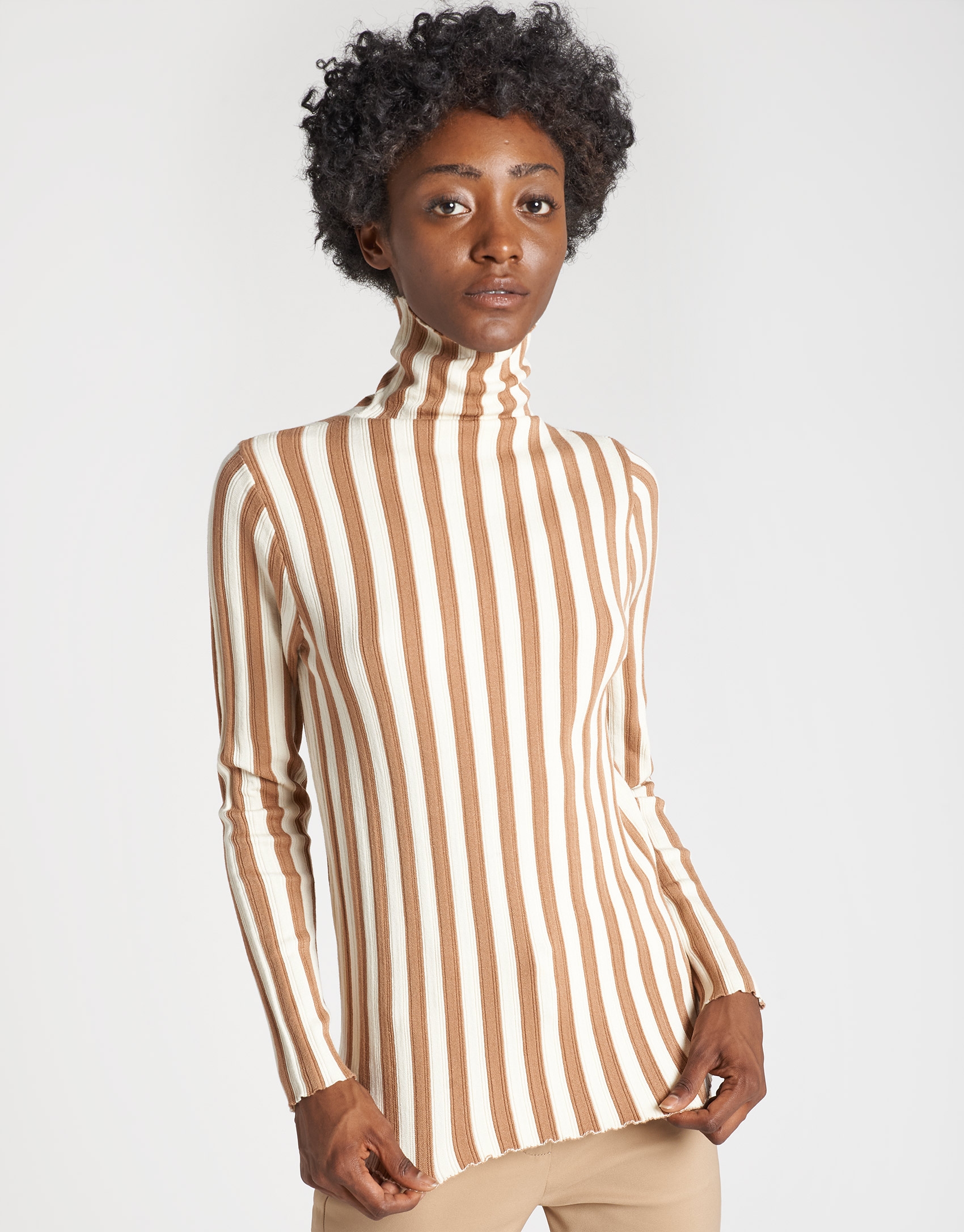 Beige striped sweater with ribbing