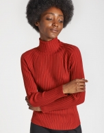 Red sweater with ribbing