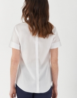 White short sleeve shirt with tucks