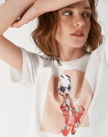 Camiseta blanca ilustración moda retrato