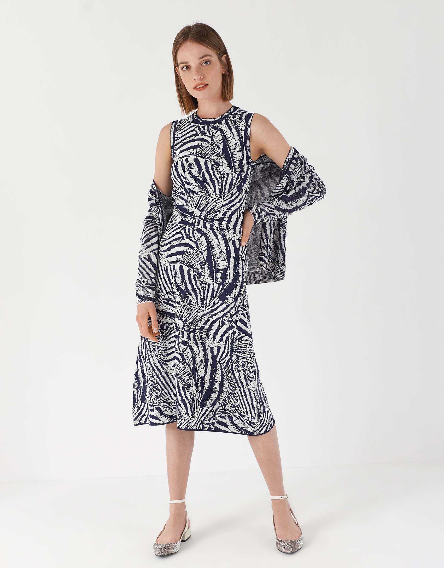 Midi jacquard knit dress with blue print