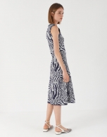 Midi jacquard knit dress with blue print