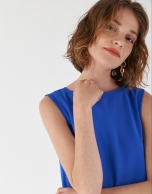 Blue fitted dress with boat neck