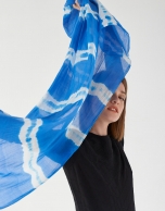 Blue scarf with white stripes