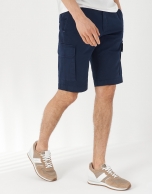 Navy blue cargo bermuda pants