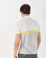 White piqué polo shirt with gray and yellow stripes