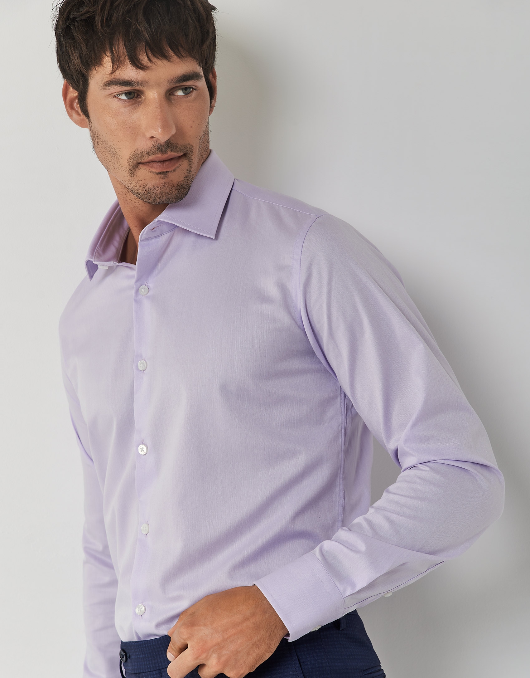 Camisa vestir regular fit sarga malva