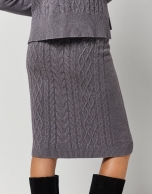 Gray knit skirt with cable stitch and diamond design