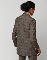 Brown cheked blazer with one button