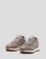 Camel and beige split leather sneakers