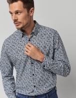 Blue and tan floral print sport shirt