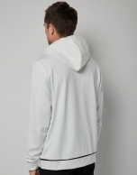 Sudadera felpa blanco con print en el pecho