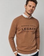 Camel wool sweater with contrasting embroidery