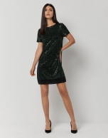 Short-sleeved dress with green sequins