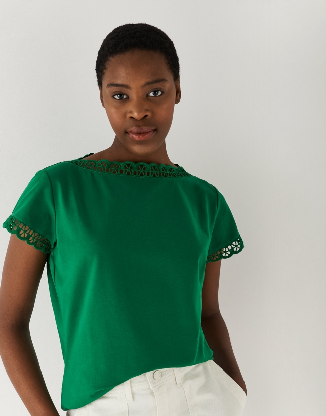 Camiseta corta verde con encaje | Roberto Verino