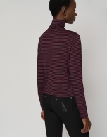 Maroon fancy cut knit turtleneck t-shirt