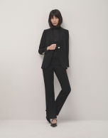 Black crepe blazer with one button