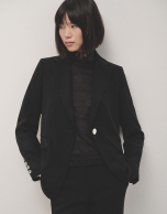 Black crepe blazer with one button