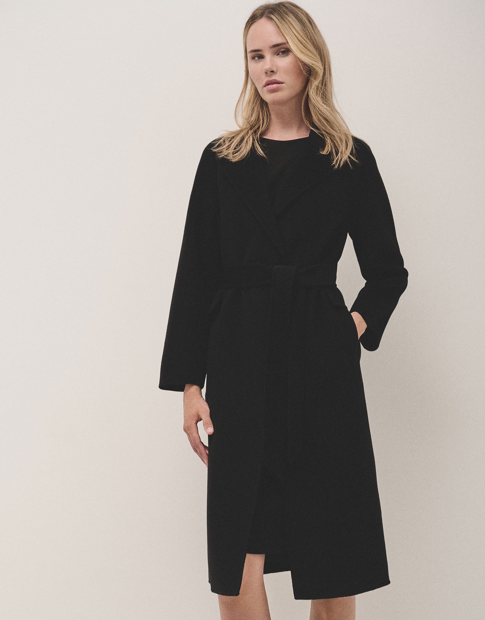 Long black double-faced cloth coat