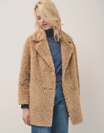 Camel three-quarter fleece coat