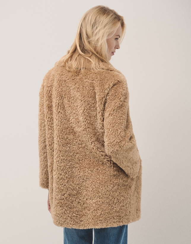 Camel three-quarter fleece coat