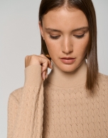 Camel ribbed herringbone sweater