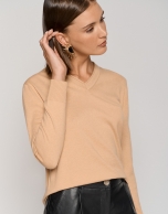 Camel silk and wool sweater with V-neck